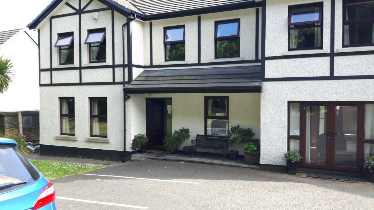 J And J Guest House Ballycastle Eksteriør bilde